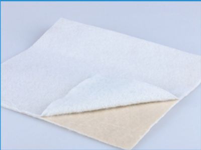 點(diǎn)擊查看詳細(xì)信息<br>標(biāo)題：復(fù)合土工膜 閱讀次數(shù)：4535